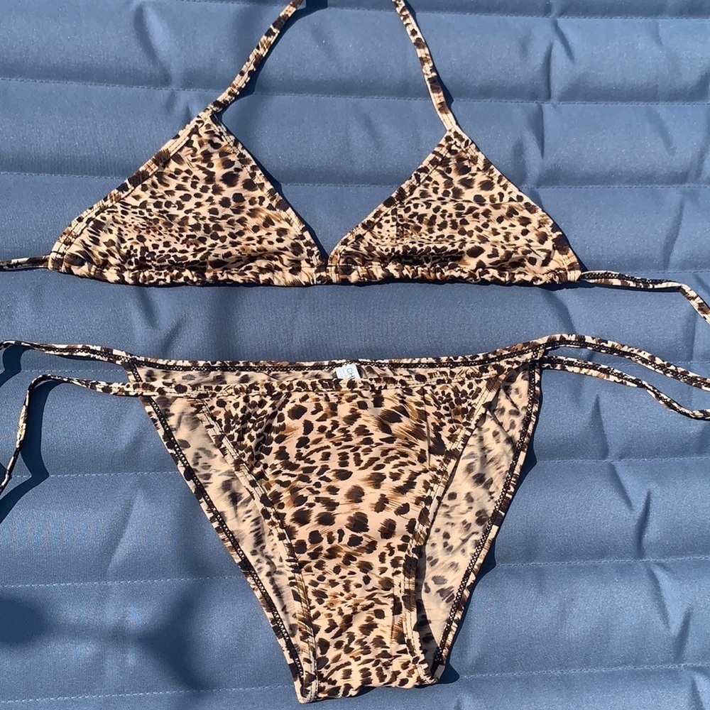 Leopard Print String Bikini - Picture 5 of 8